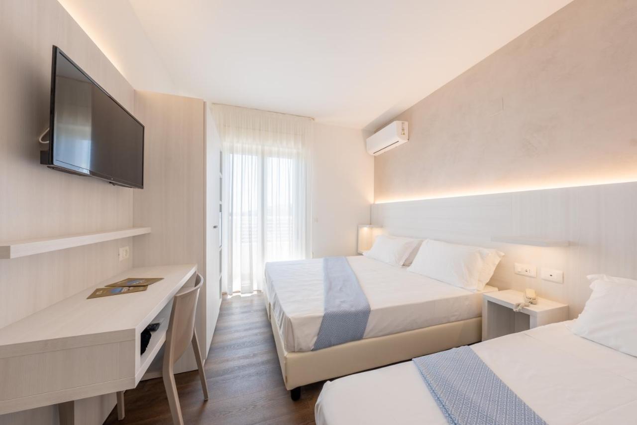 Corfu 3*