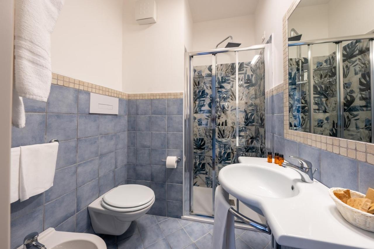 Corfu Hotel Pineto