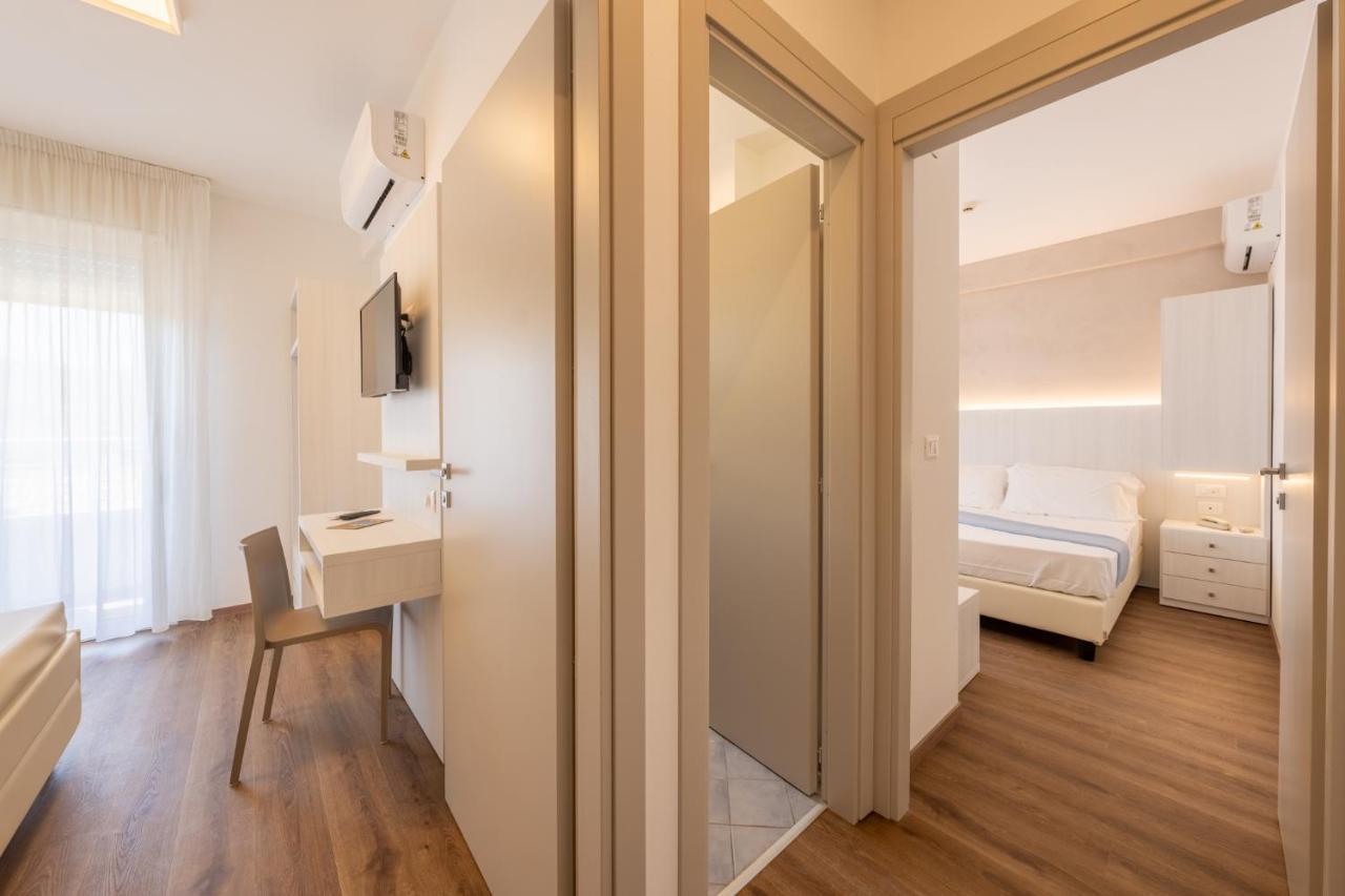Corfu Hotel Pineto